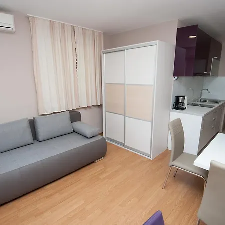 Apartments Vlasic Podstrana Exterior photo