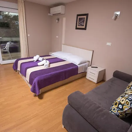 Apartments Vlasic Podstrana Exterior photo