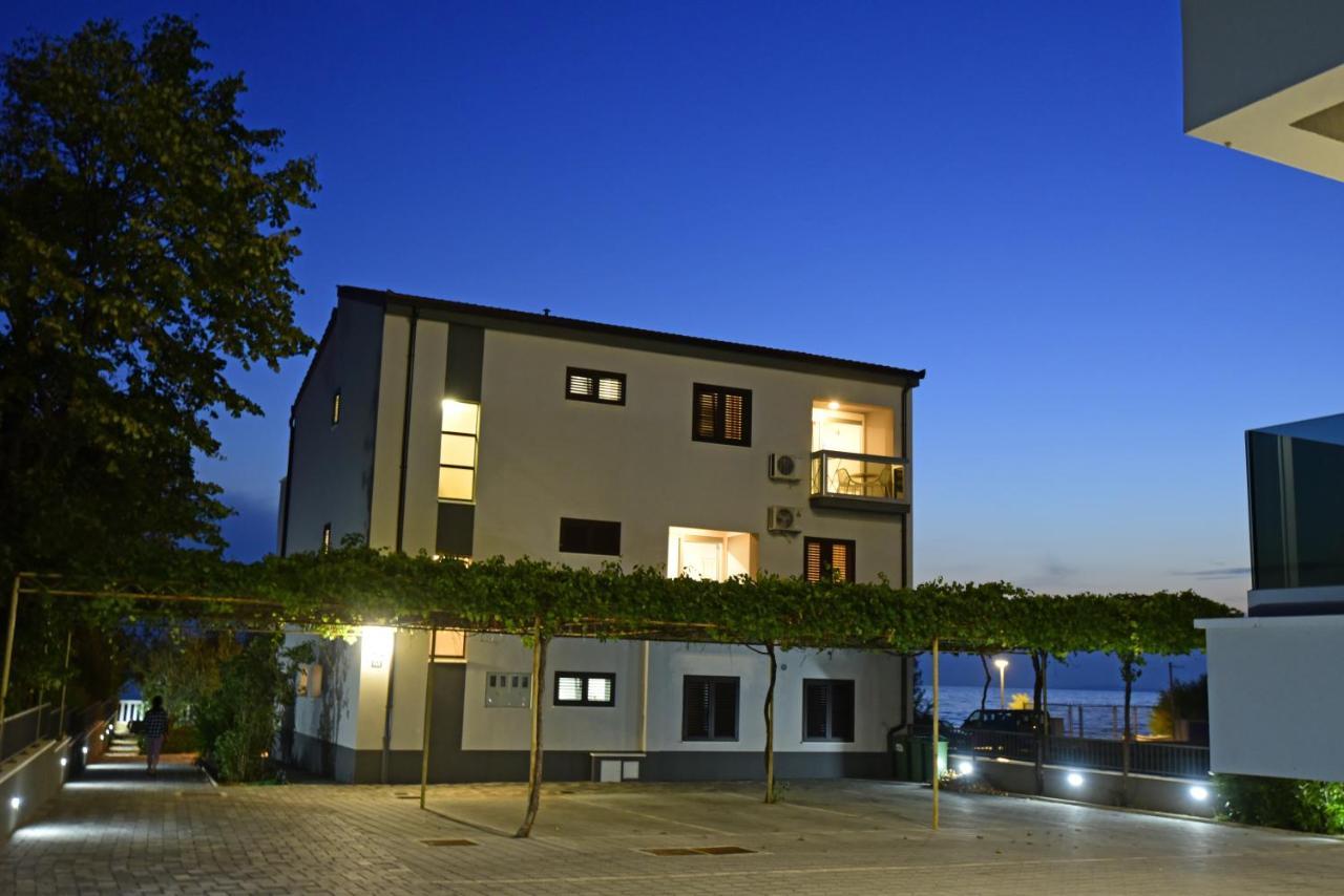 Vlasic Apartment *