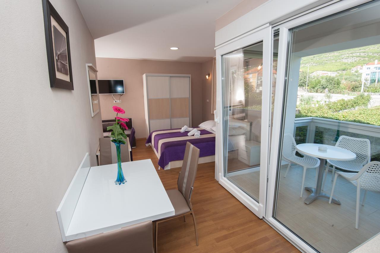 Vlasic Apartment *